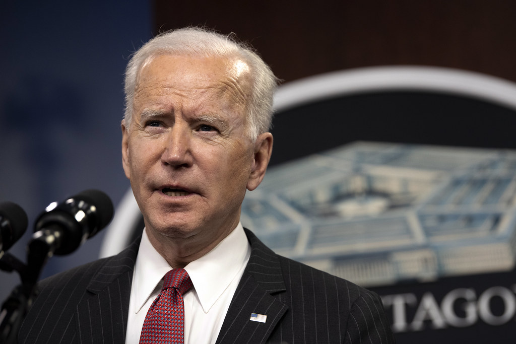 Biden Orders Transfer of 100 Drones, 800 Stinger, 2,000 Javelin Missile Systems to Ukraine