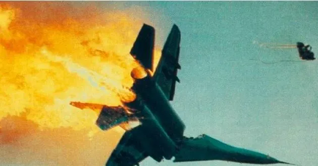 Russian Air Force Su-35 Jet Crashes in Sea, Pilot Ejects